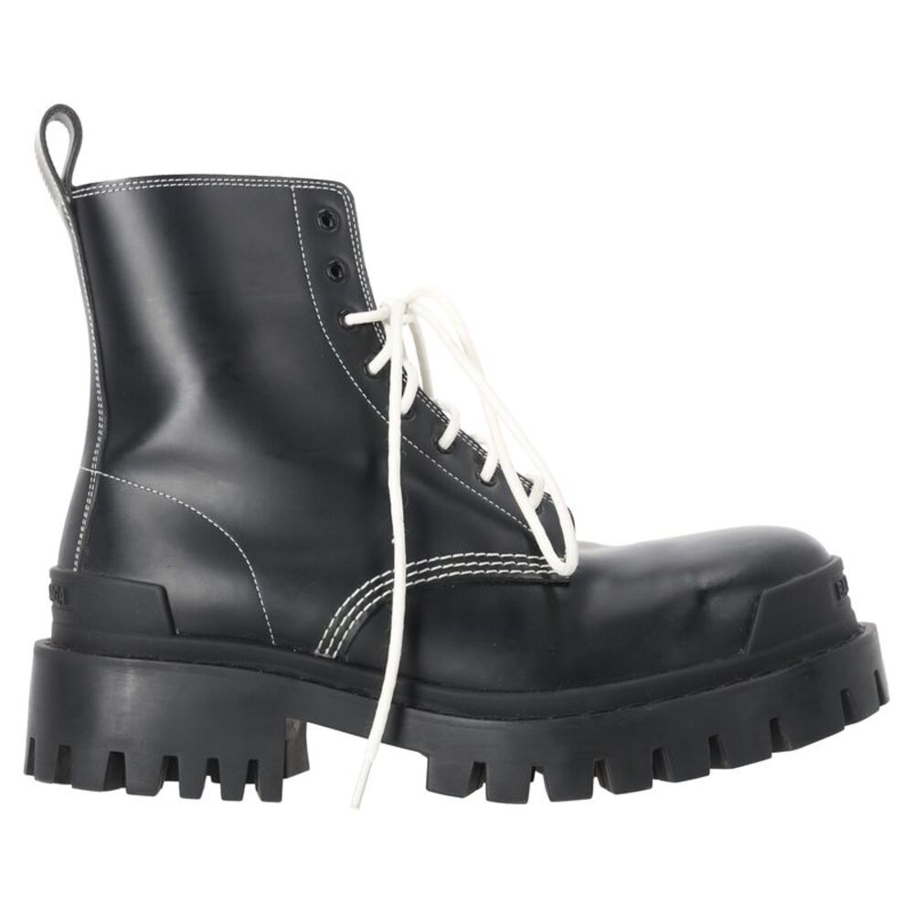 Balenciaga Stivaletti Strike Lace Up Boots in Black Leather